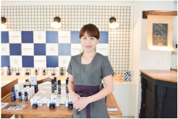 �C���X�g���N�^�[�˒˔���q����